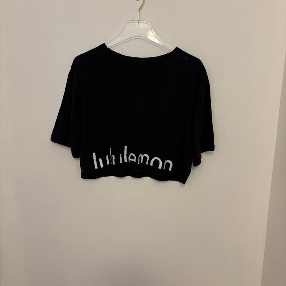 Lululemon Cortes Crop Tee (Expression) Black Women’s Sz 6/8 - Picture 2 of 5